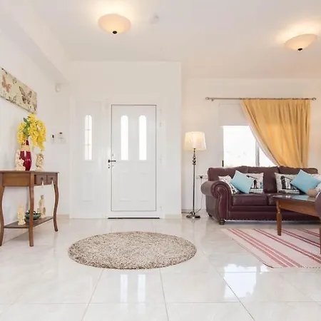 Villa Oceanview 137 *